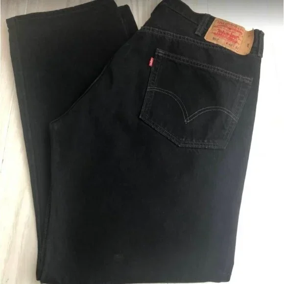 Levi's Men's 501 Black Denim Jeans Button Fly 42 x 32 - Picture 1 of 11